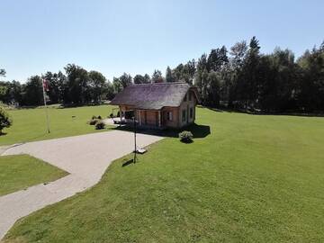 Фотографии Дома для отпуска Vacation home by the lake with sauna г. Stalbe (Латвия) №3 Фото Дома для отпуска Vacation home by the lake with sauna г. Stalbe 3